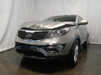 Vaurioauto  passenger cars Kia Sportage Sportage (SL) Terreinwagen 1.6 GDI 16V 4x2 (G4FD) [99kW]  (06-2010/02-=
2016) 2011/12