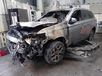 Mitsubishi Outlander Outlander (GF/GG) SUV 2.0 16V PHEV 4x4 (S61) [147kW]  (09-2017/12-2021=
) picture 1