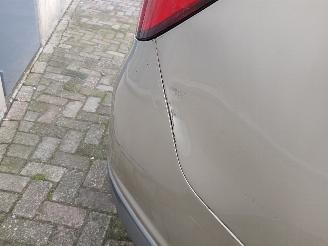 Chevrolet Captiva Captiva (C100) SUV 2.4 16V 4x4 (Z24SED) [100kW]  (06-2006/05-2011) picture 19