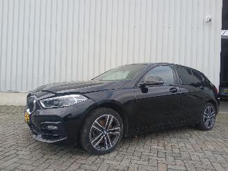 BMW 1-serie 1 serie (F40) Hatchback 118i 1.5 TwinPower 12V (B38-A15A) [103kW]  (07=
-2019/...) picture 3
