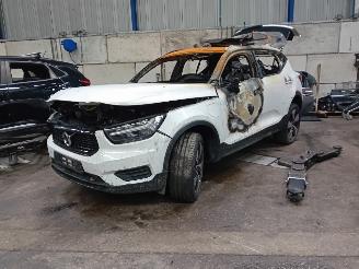Salvage car Volvo XC40 XC40 (XZ) SUV 1.5 T5 Plug-in Hybrid 16V (B3154T5) [193kW]  (06-2019/..=
=2E) 2022/1