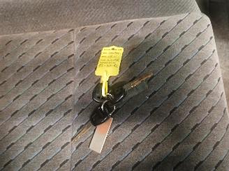 Honda Cr-v CR-V (RD1/3) SUV 2.0i 16V VTEC (B20Z1) [108kW]  (01-1999/07-2002) picture 23