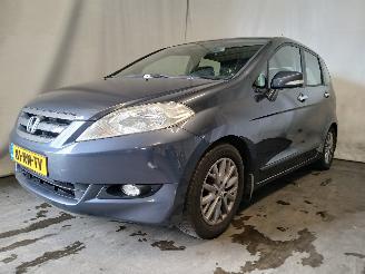 Honda Fr-v FR-V (BE) MPV 1.7 16V (D17A2) [92kW]  (02-2005/12-2006) picture 3