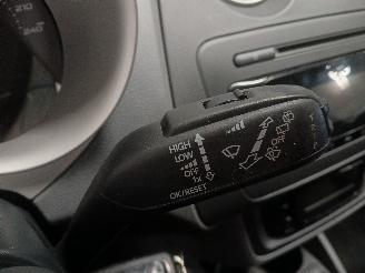 Seat Ibiza Ibiza IV (6J5) Hatchback 5-drs 1.2 TDI Ecomotive (CFWA) [55kW]  (06-20=
10/05-2015) picture 15