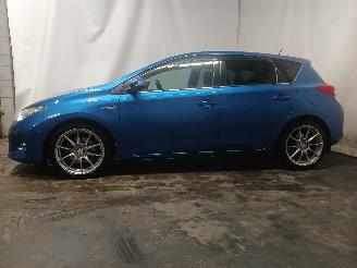 Toyota Auris Auris (E18) Hatchback 5-drs 1.8 16V Hybrid (2ZRFXE) [100kW]  (10-2012/=
03-2019) picture 4