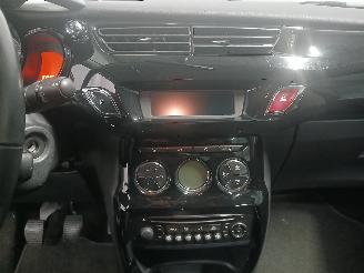 Citroën C3 C3 (SC) Hatchback 5-drs 1.2 VTi 82 12V (EB2F(HMZ)) [60kW]  (06-2012/09=
-2016) picture 15