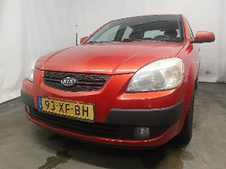 skadebil auto Kia Rio Rio II (DE) Hatchback 1.4 16V (G4EE) [71kW]  (03-2005/12-2011) 2007/4