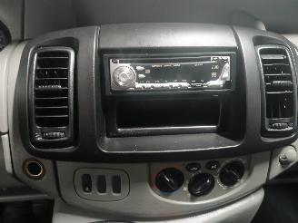 Renault Trafic Trafic New (FL) Van 1.9 dCi 82 16V (F9Qt-762) [60kW]  (03-2001/10-2006=
) picture 14