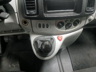 Renault Trafic Trafic New (FL) Van 1.9 dCi 82 16V (F9Qt-762) [60kW]  (03-2001/10-2006=
) picture 16