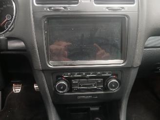 Volkswagen Golf Golf VI (5K1) Hatchback 1.2 TSI BlueMotion (CBZB) [77kW]  (11-2008/11-=
2012) picture 14