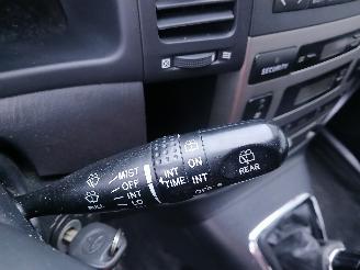 Toyota Corolla Corolla Verso (E12) MPV 1.6 16V VVT-i (3ZZFE) [81kW]  (01-2002/05-2004=
) picture 14