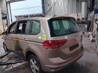 Volkswagen Touran Touran (5T1) MPV 1.6 TDI SCR BlueMotion Technology (DGDA) [85kW]  (05-=
2016/12-2021) picture 4