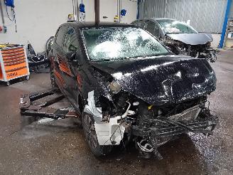 Volkswagen Polo Polo V (6R) Hatchback 1.4 TDI (CUSA(Euro 6)) [55kW]  (03-2014/10-2017)= picture 2