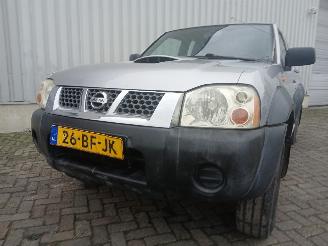 skadebil auto Nissan King cab King Cab/Pickup 4x4 (D22) Pick-up 2.5 dCi 16V (YD25DDTi) [98kW]  (05-2=
000/12-2008) 2002/8