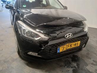 Hyundai I-20 i20 (GBB) Hatchback 1.2i 16V (G4LA) [62kW]  (11-2014/08-2020) picture 22