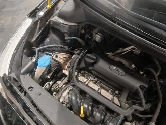 Hyundai I-20 i20 (GBB) Hatchback 1.2i 16V (G4LA) [62kW]  (11-2014/08-2020) picture 26