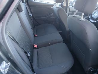 Ford Focus Focus 3 Wagon Combi 1.0 Ti-VCT EcoBoost 12V 125 (M1DD) [92kW]  (02-201=
2/05-2018) picture 9