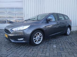 Ford Focus Focus 3 Wagon Combi 1.0 Ti-VCT EcoBoost 12V 125 (M1DD) [92kW]  (02-201=
2/05-2018) picture 3