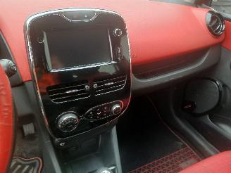 Renault Clio Clio IV (5R) Hatchback 5-drs 0.9 Energy TCE 90 12V (H4B-400(H4B-A4)) [=
66kW]  (11-2012/08-2021) picture 15