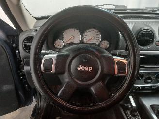 Jeep Cherokee Cherokee/Liberty (KJ) Terreinwagen 3.7 V6 24V (EKG) [155kW]  (09-2001/=
01-2008) picture 18