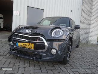 damaged passenger cars Mini Mini Mini (F56) Hatchback 3-drs 2.0 16V Cooper S (B48A20A) [141kW]  (12-201=
3/...) 2014/7