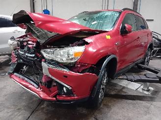 Démontage voiture Mitsubishi ASX ASX SUV 1.6 MIVEC 16V (4A92) [86kW]  (06-2010/03-2023) 2018/1