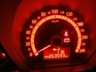 Kia Cee d Cee'd (EDB5) Hatchback 5-drs 1.4 CVVT 16V (G4FAI) [80kW]  (09-2009/12-=
2012) picture 2