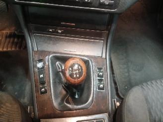 BMW 3-serie 3 serie (E46/4) Sedan 323i 24V (M52TU-B25(256S4)) [125kW]  (03-1998/09=
-2000) picture 17