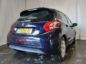 Peugeot 208 208 I (CA/CC/CK/CL) Hatchback 1.0 Vti 12V PureTech (EB0(ZMZ)) [50kW]  =
(03-2012/12-2019) picture 5