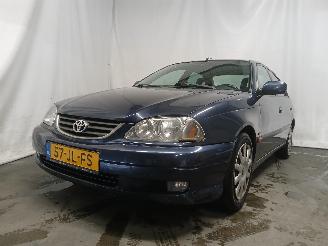 krockskadad bil auto Toyota Avensis Avensis (T22) Sedan 1.8 16V VVT-i (1ZZFE) [95kW]  (10-2000/02-2003) 2002/5