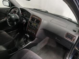 Toyota Avensis Avensis (T22) Sedan 1.8 16V VVT-i (1ZZFE) [95kW]  (10-2000/02-2003) picture 8