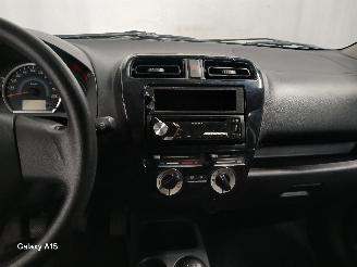 Mitsubishi Space-star Space Star (A0) Hatchback 1.0 12V (3A90(Euro 5)) [52kW]  (05-2012/...)= picture 17