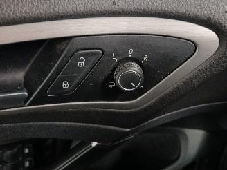 Volkswagen Golf Golf VII (AUA) Hatchback 1.0 TSI 12V BlueMotion (CHZD) [85kW]  (05-201=
5/08-2020) picture 14