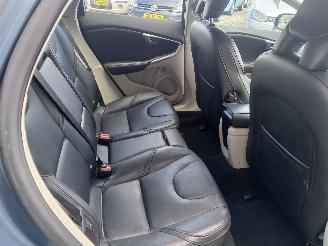 Volvo V-40 V40 (MV) Hatchback 5-drs 1.6 D2 (D4162T) [84kW]  (03-2012/12-2016) picture 7