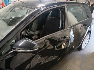 Volkswagen Golf Golf VII (AUA) Hatchback 1.0 TSI 12V BlueMotion (DKRF) [85kW]  (05-201=
5/08-2020) picture 24