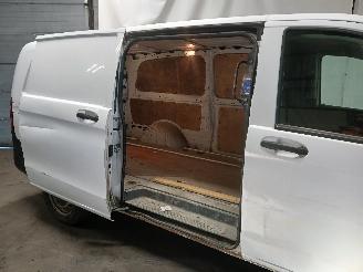Mercedes Vito Vito (447.6) Van 2.2 116 CDI 16V (OM651.950) [120kW]  (10-2014/...) picture 9