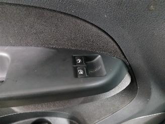 Volkswagen Touran Touran (1T1/T2) MPV 1.4 16V TSI 140 (BMY) [103kW]  (02-2006/05-2010) picture 14