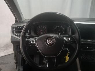 Volkswagen Polo Polo VI (AW1) Hatchback 5-drs 1.0 TGI 12V (DBYA) [66kW]  (09-2017/...)= picture 17