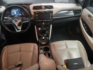 Nissan Leaf Leaf (ZE1) Hatchback 39/40kWh (EM57) [110kW]  (08-2017/...) picture 11