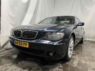 skadebil auto BMW 7-serie 7 serie (E65/E66/E67) Sedan 745d 4.4 V8 32V (M67-D45) [220kW]  (03-200=
5/08-2005) 2006/6