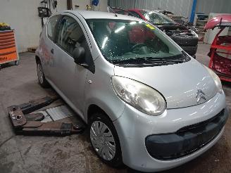 Citroën C1 C1 Hatchback 1.0 12V (384F(CFA)) [50kW]  (06-2005/09-2014) picture 2