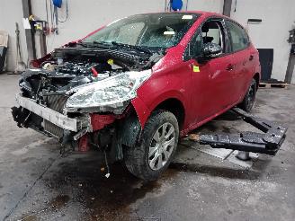 Uttjänta bilar auto Peugeot 208 208 I (CA/CC/CK/CL) Hatchback 1.2 Vti 12V PureTech 82 (EB2F(HMZ)) [60k=
W]  (03-2012/12-2019) 2017/8