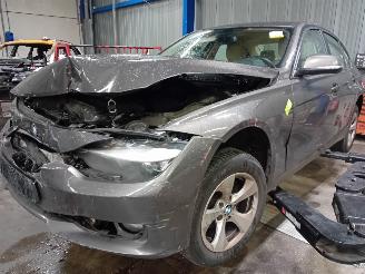  BMW 3-serie 3 serie (F30) Sedan 320d 2.0 16V EfficientDynamicsEdition (N47-D20C) [=
120kW]  (11-2011/10-2018) 2012/5