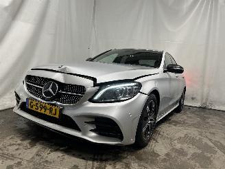 krockskadad bil auto Mercedes C-klasse C (W205) Sedan C-180 1.5 EQ Boost (M264.915) [115kW]  (06-2019/05-2021=
) 2019/11