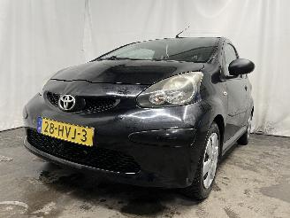 krockskadad bil auto Toyota Aygo Aygo (B10) Hatchback 1.0 12V VVT-i (1KR-FE) [50kW]  (07-2005/05-2014) 2009/3