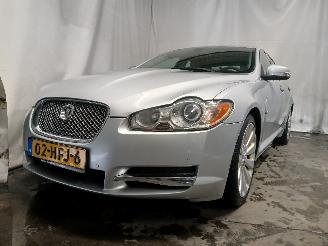 Voiture accidenté Jaguar XF XF (CC9) Sedan 2.7 D V6 24V (7G(AJ-TDV6)) [152kW]  (03-2008/04-2015) 2008/6
