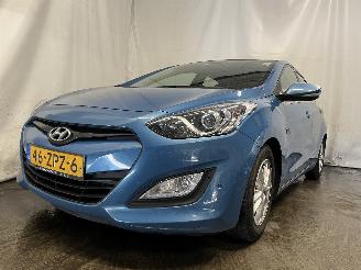  Hyundai I-30 i30 (GDHB5) Hatchback 1.6 GDI Blue 16V (G4FD(Euro 4)) [99kW]  (12-2011=
/12-2016) 2013/2