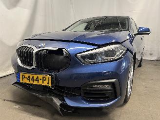 Unfallwagen BMW 1-serie 1 serie (F40) Hatchback 120i 2.0 TwinPower 16V (B48-A20F) [131kW]  (11=
-2020/...) 2022/6