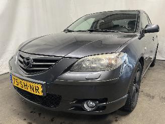 damaged passenger cars Mazda 3 3 (BK12) Sedan 2.0i 16V (LFN7) [110kW]  (10-2003/12-2009) 2006/1