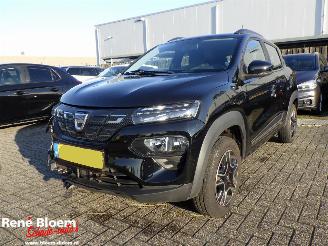 Schadeauto Dacia Spring Comfort Plus 27kwh Orange Pack 2022/12